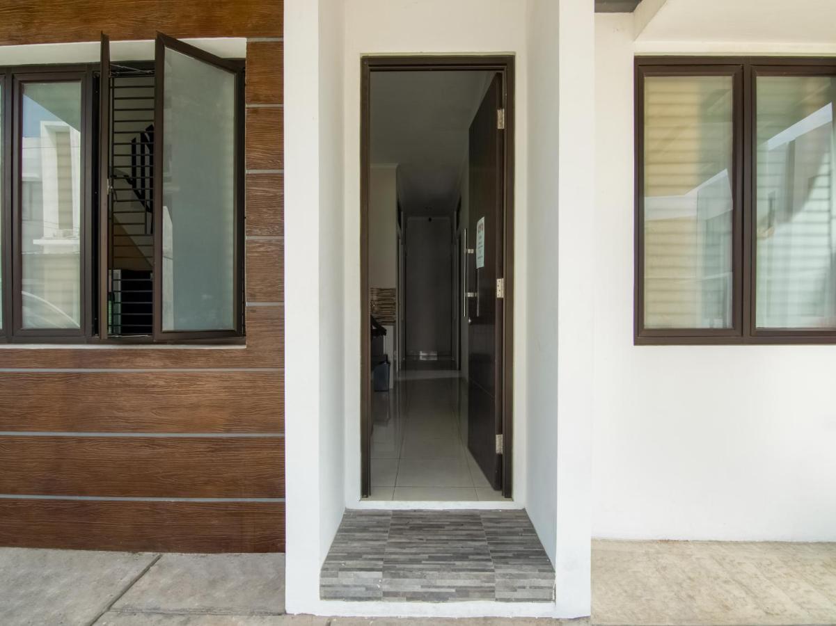 Oyo 3824 Columbus Residence J1 Telukjambe Exterior photo